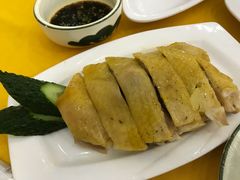 -侬佳蒸菜馆(听潮店)