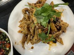 -老来福·非遗酸汤兔(凯旋路店)