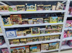 -玩动奇季品牌玩具超市