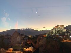 -平措康桑·和牛自助观景餐厅(布达拉宫店)