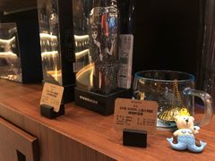 -星巴克臻选(上海虹桥新天地三店)