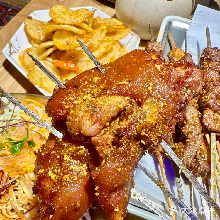 美女都爱去的野人串吧🧟♂️沈阳烧烤届天花板