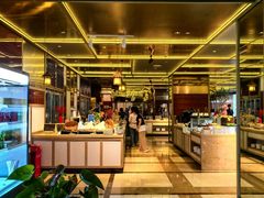 -大中华希尔顿酒店-念自助餐·嗨啤·小龙虾