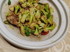 -尚味小厨·瓦罐煨汤