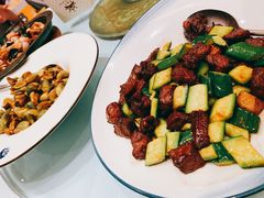 -老船夫婚宴婚庆会馆(延吉路店)