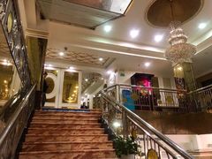 -艳阳天酒店(五里新村店)
