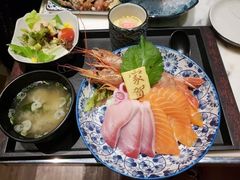 -家贺屋刺身寿司专门店