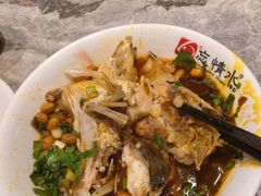 -忘情水鱼头·鲜鱼火锅(滨江中路店)