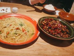 -先启半步颠小酒馆(白麓里店)