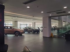 -浙江星杭奔驰4S店(海创园店)