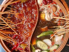 菌汤鸳鸯锅-镇江龙·火锅串串(武侯祠店)