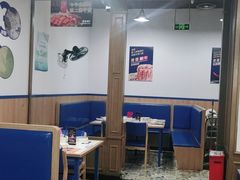 大堂-魔法帽酱料牛肉小火锅(米兰店)
