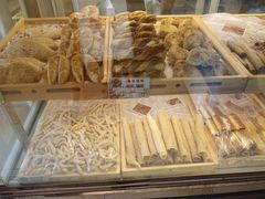 -老风味面包(燕子山路店)