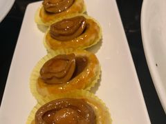一口鲍鱼酥-夏宫中餐厅(静安香格里拉店)