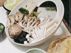 -洪氏嗨捞·猪肚鸡火锅(阳光天地店)