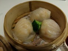 -新大咀港式茶餐厅(宝山万达店)