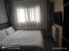 -德全心悦酒店(北京金台路地铁站店)