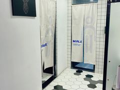 -汗水空间私教健身连锁(SM广场店)