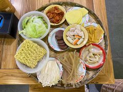 -文立新·秤盘麻辣烫(天通苑店)