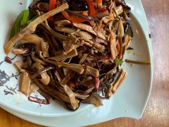 -小厨子私房菜·云南美食店