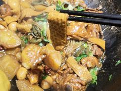-锅老头海鲜铁锅炖