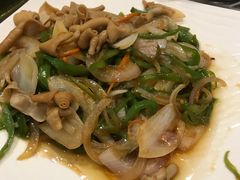 -湖庭壹品鸭王·传统北京烤鸭·别墅私房菜·庭院宵夜(江宁店)