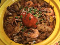-多嘴超级肉蟹煲(杉杉国潮主题店)