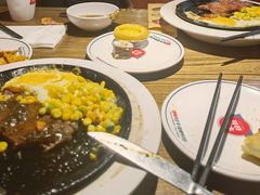 -牛排叔叔自助餐厅(太原万达店)