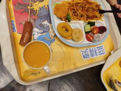 -蓝精灵乐园·世茂精灵之城主题乐园