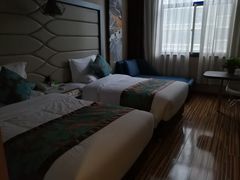 -雅夫酒店(西安市图书馆地铁站店)