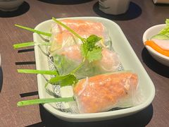 -大头虾越式风味餐厅(光明广场店)