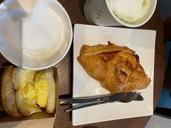 -星巴克臻选(广州高德置地秋广场店)