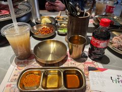 -草家酱蟹炭火烤肉店(珲春南路一店)