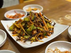 -长寿参鸡汤(朝韩风情街店)