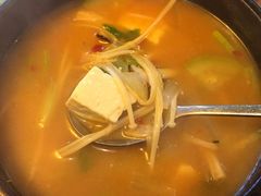 大酱汤-豚豚猪村烤肉·韩国烤肉(总店)