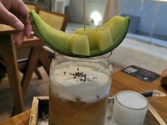 -Mark&Mars Restaurant