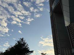 -香港ELEMENTS圆方