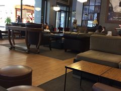 大堂-星巴克(长春开运街欧亚店)