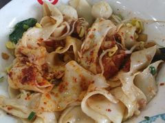 老陕油泼面-东关吉祥西安腊汁肉夹馍(健德门店)