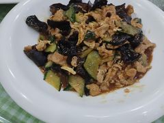 -津鲁园饭店