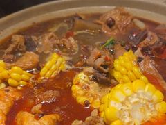 -沙胆彪炭炉牛杂煲(上海日月光广场店)