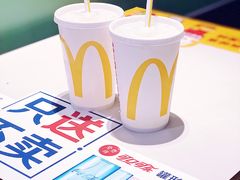 -麦当劳(世界城广场店)