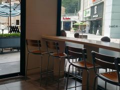 -M Stand(凯德乐峰广场店)