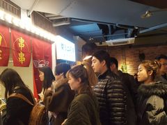 等位区-乐彡炸串·烤苕皮(西单华威约饭街店)