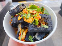 -黑色经典臭豆腐·湖南特产(步行街店)