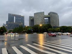 -TZ House音乐现场(来福士中心店)