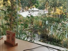 -谷咖啡·鲜花绿植花园餐厅