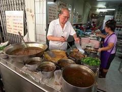 -Kha Mu Charoensang(Silom)