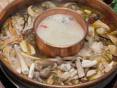 -慢丽江·云南野生菌土鸡锅(付家庄店)