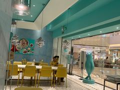 -姚姚酸菜鱼·金戈戈香港豉油鸡(喜荟城联名店)